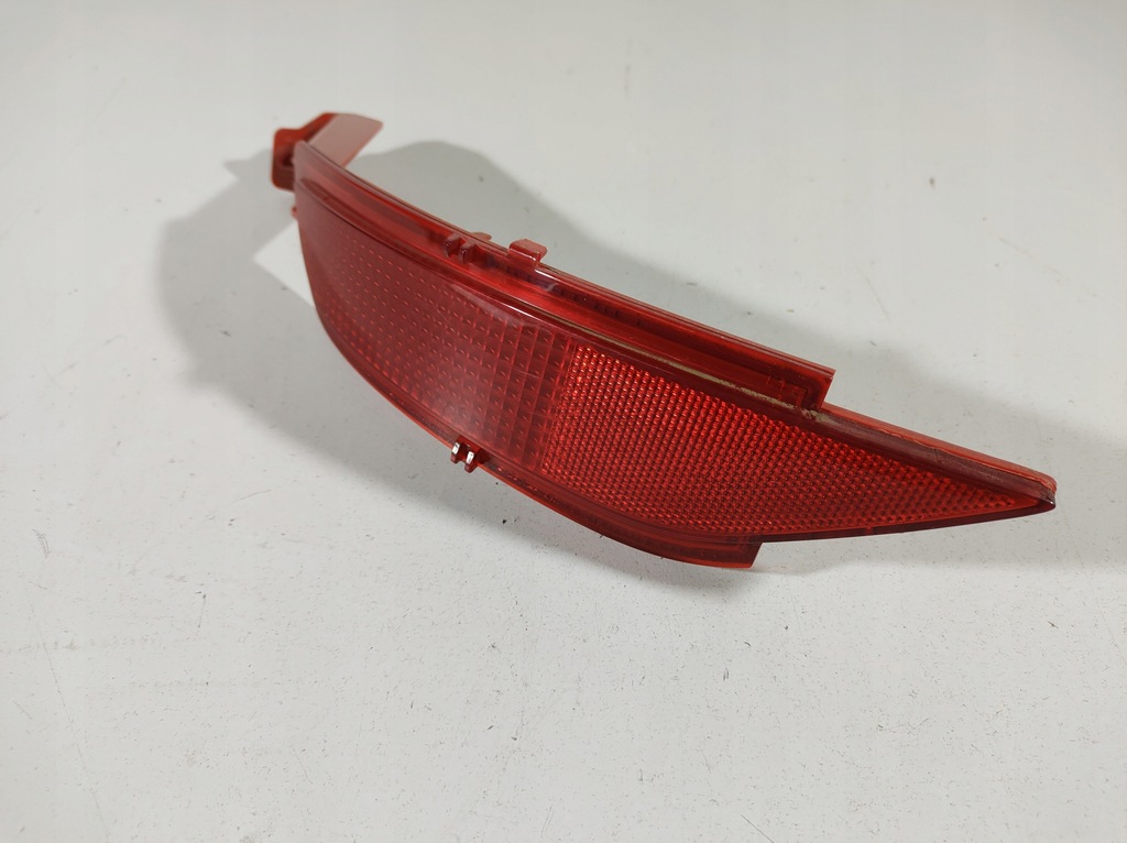 фото №5, Ford fiesta mk7 16r- отражатель свет przciwmgielne