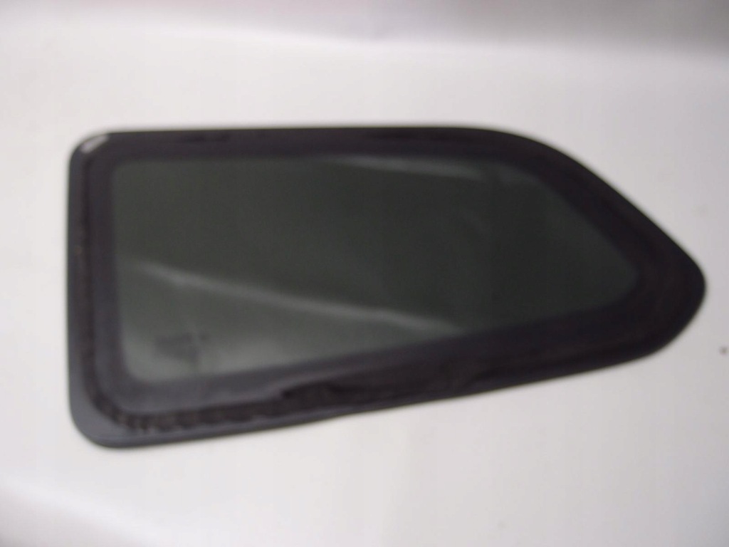 фото №6, Стекло правый задняя dacia duster ii 2017r