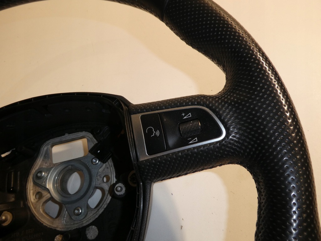 фото №5, Повітропровід шкіряний audi a3 8p0