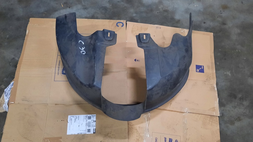 фото №1, Підкрилок правий задня volvo c30 06-13r 30744039