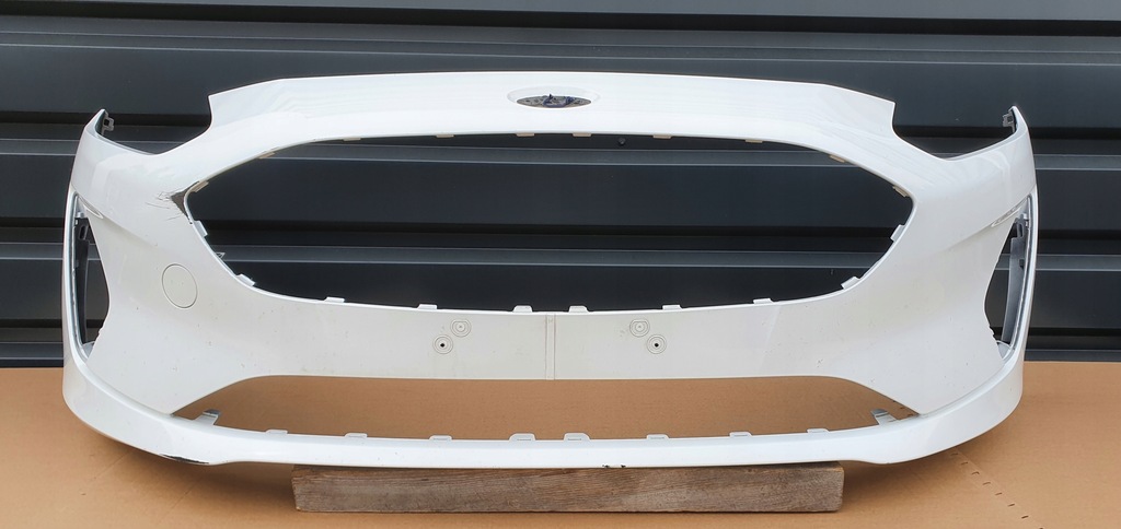 фото №1, Ford fiesta mk8 2017- бампер перед оригинал b425