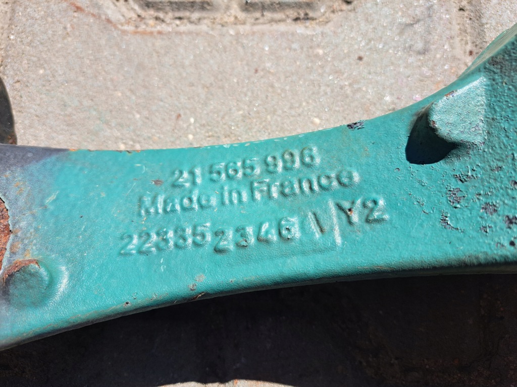 фото №4, Кронштейн кронштейн кронштейн двигуна renault gama t volvo fh 4 fm 4