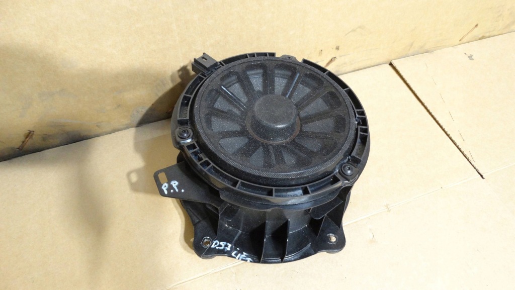 Купити Citroen ds7 crossback рестайлінг  динамік двері правий перед 9815741780