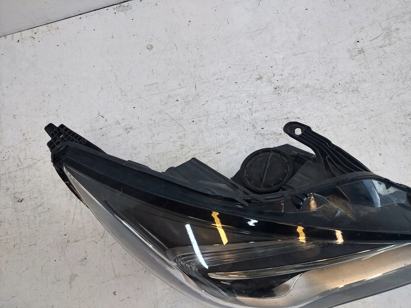 фото №2, Opel astra v лампа перед