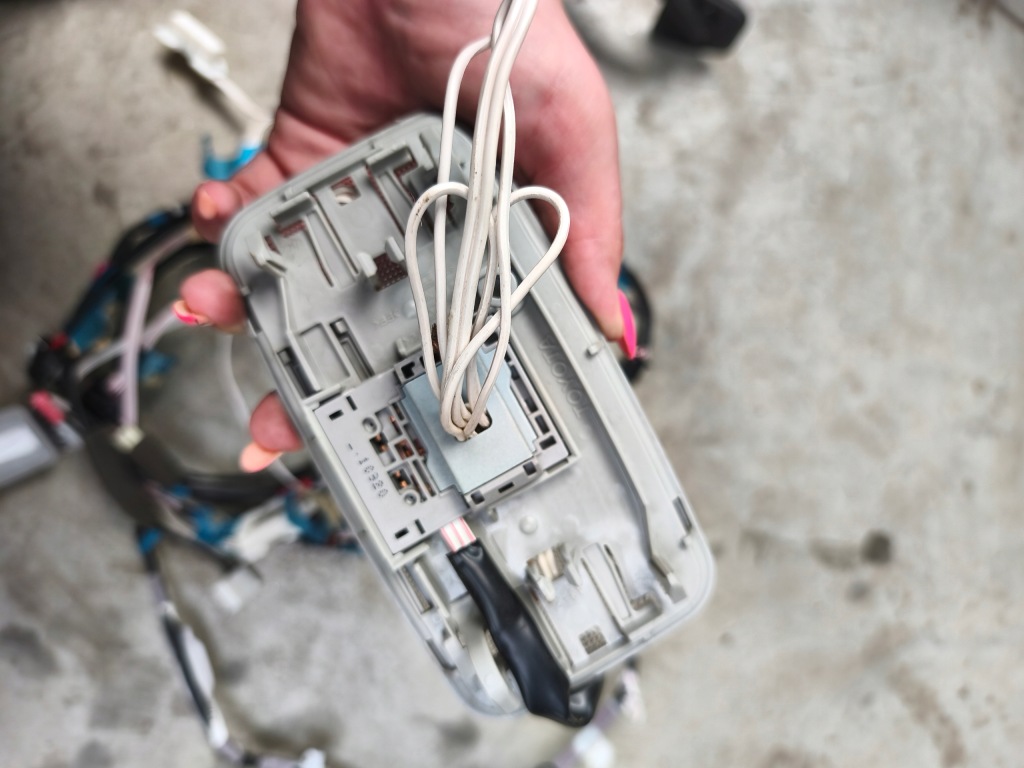 фото №7, Auris i lift 10-12 лампа освещение потолочный hb 5d