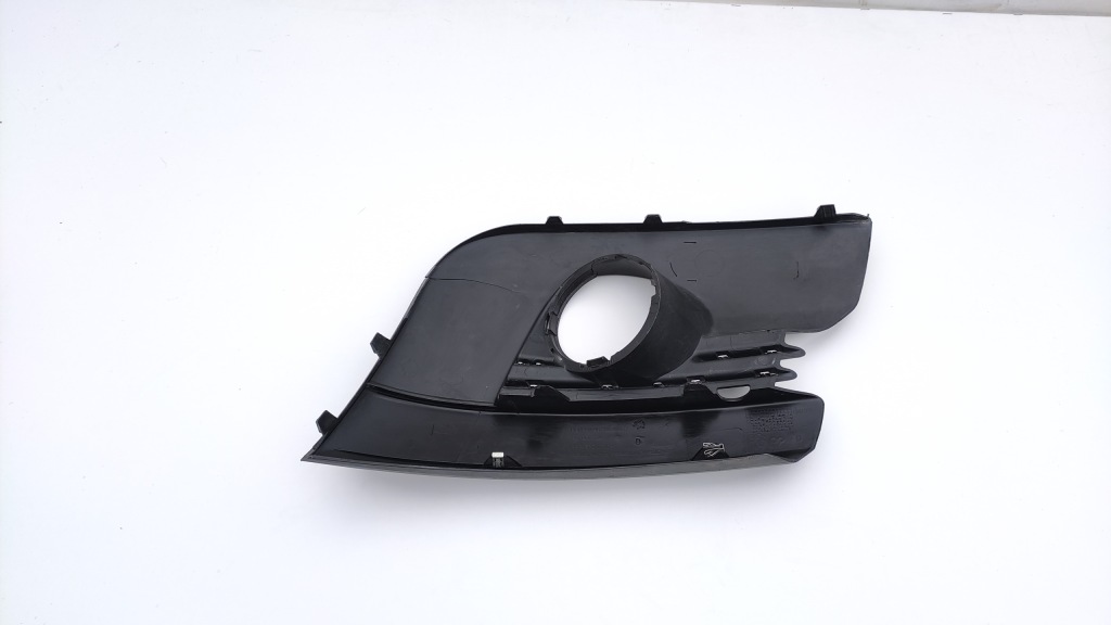 фото №7, Peugeot 3008 i przed lift решётка бампера рамка противотуманной фары правая kr41