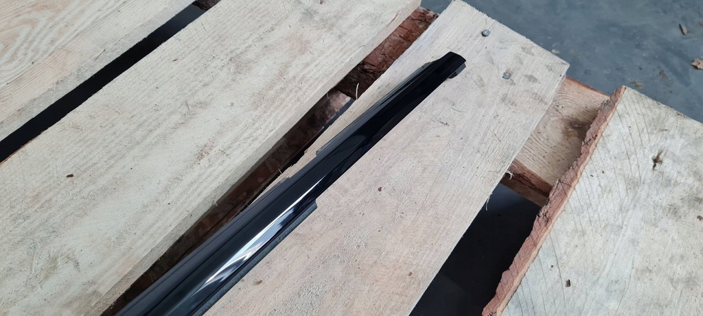 фото №16, Sq8 4m rsq8 q8 молдинг ущільнювач двері права перед sline 24r 4m8837476c