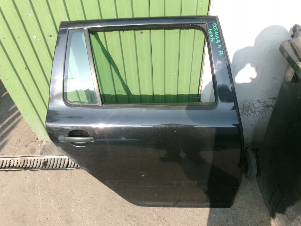 фото №1, Skoda octavia ii дверь правое задняя полный kombi lift