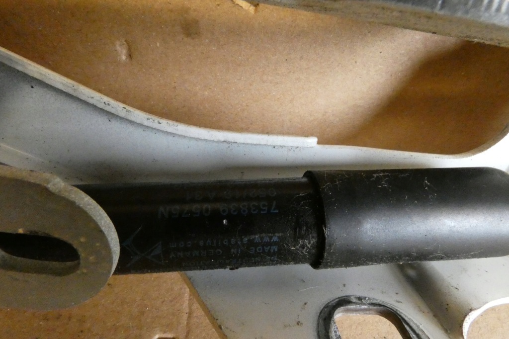 Петля капот citroen ds7 9829653580 9829653680 лівий правий kwe Зі Шроту