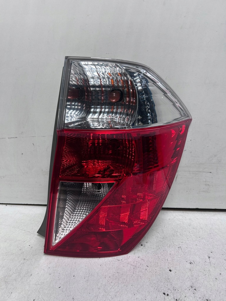 Купити Лампа задня правий honda f-rv