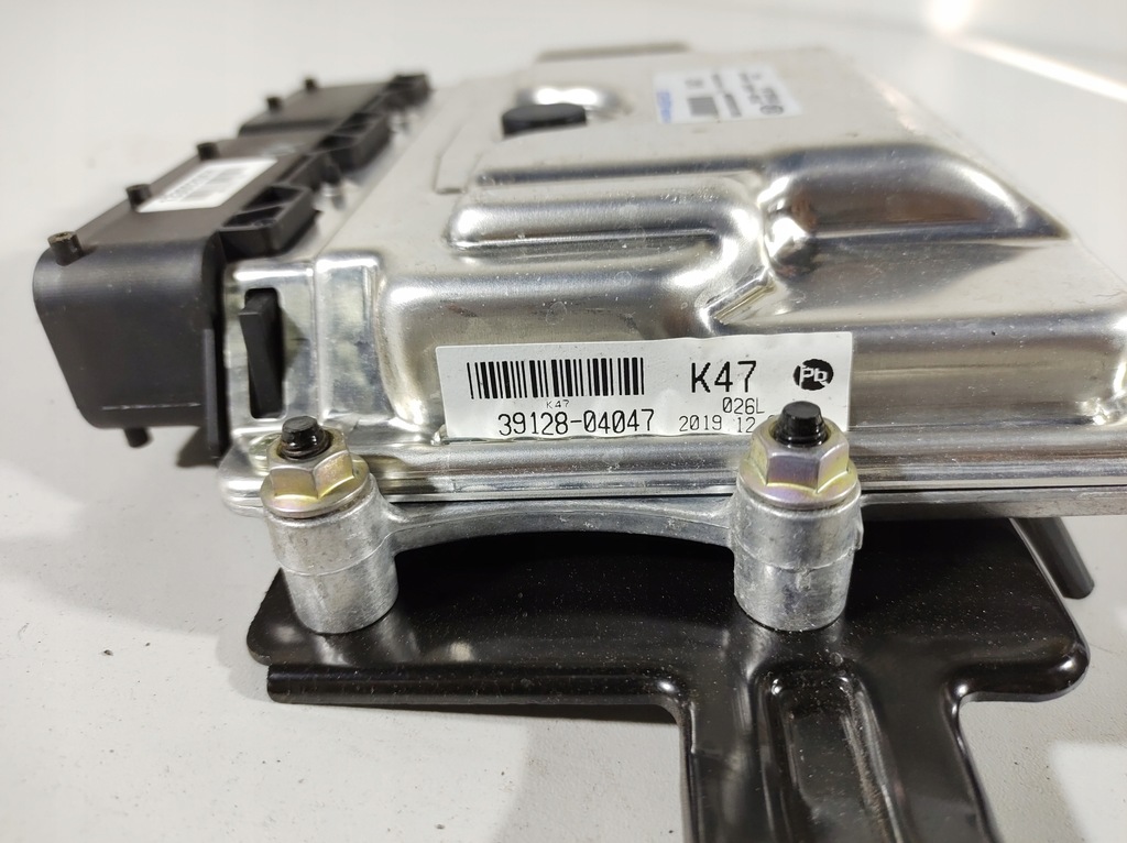 фото №11, Kia stonic 1.0 t-gdi 17- бортовой компьютер двигателя 39128-04047