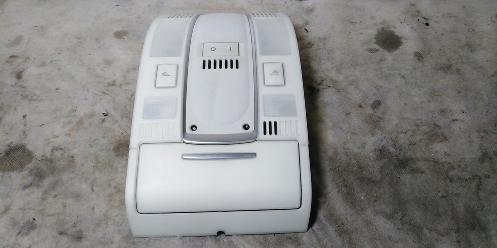 фото №1, Audi a6 c6 лампа стельовий 4f0947135h oryg