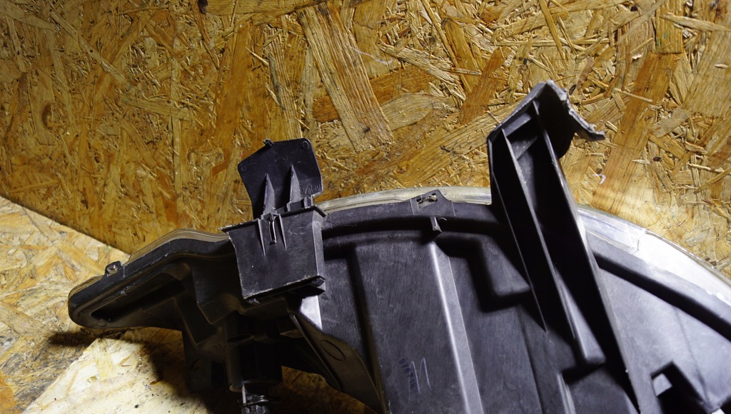 фото №11, Лампа левый перед peugeot 107