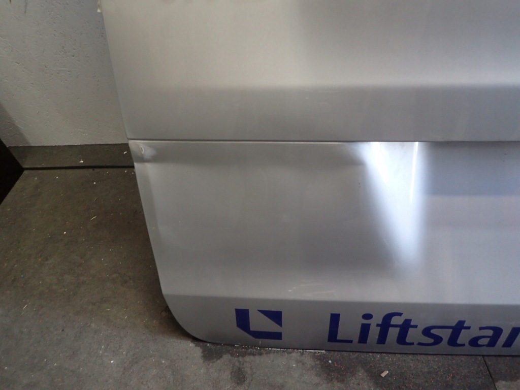 фото №2, Крышка багажника задняя mercedes vito w447