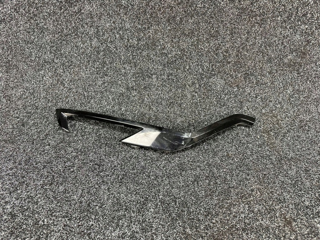 фото №1, Volvo xc60 ii r-design решётка бампера правая 32227912