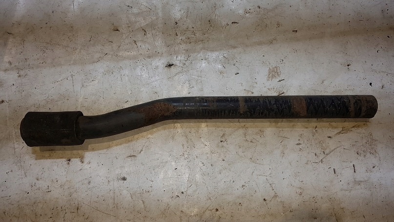 фото №1, Труба кронштейн кронштейн крила dafxf105 106 85cf