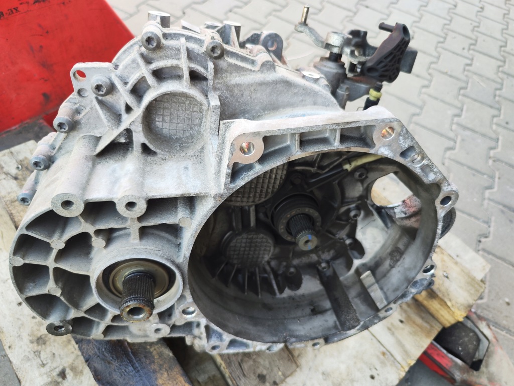 фото №1, Коробка передач передач ngj audi q3 8u 2.0 tdi 2015