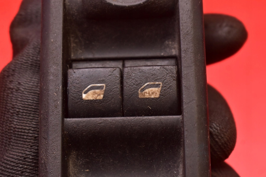 фото №11, Панель управление окон eu 96644915xt peugeot 308 1 i t7 11-15