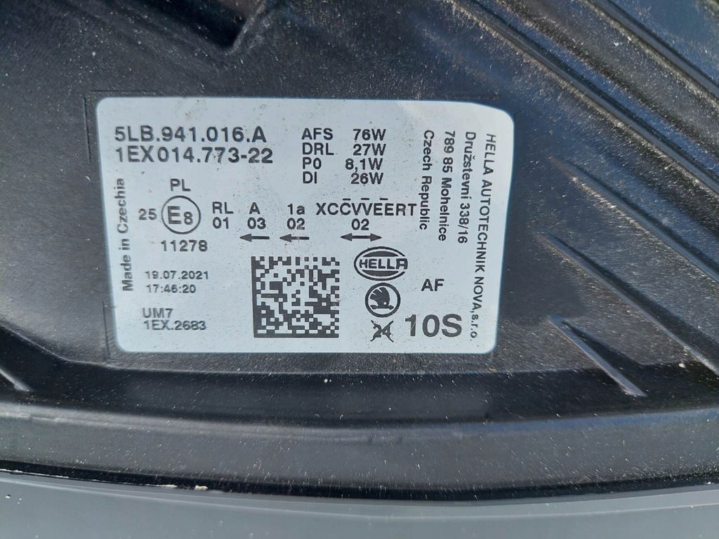 фото №11, Skoda enyaq лампа правая перед передняя full led