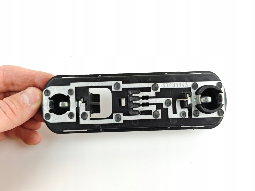 фото №2, Alfa romeo 146 цоколь вкладиш лампи лівий задня