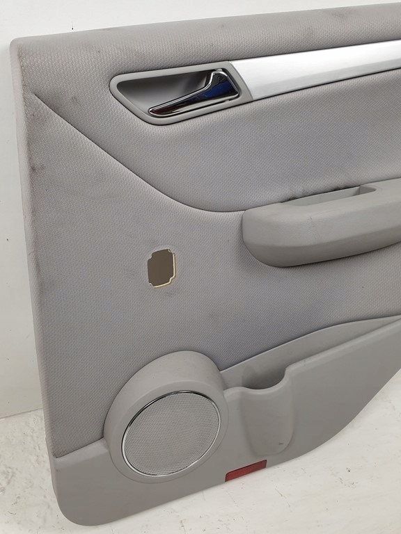 фото №3, Оббивка обшивка двері правий задня mercedes w245