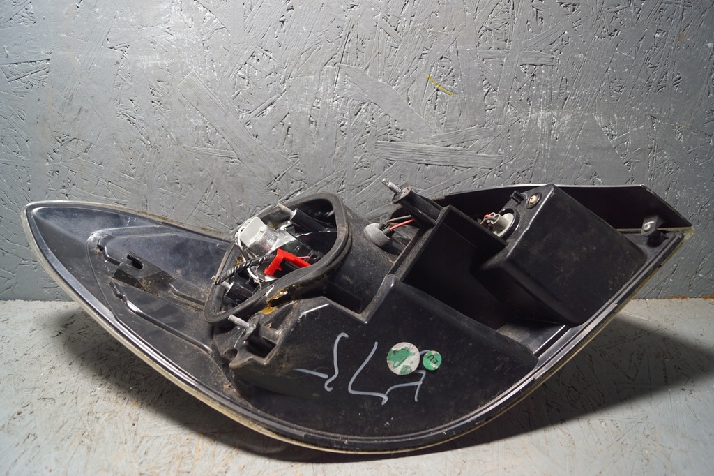 фото №9, Лампа правий задня mg 6