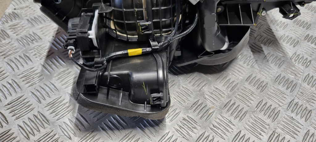 фото №7, Renault clio v отопитель 272702116r