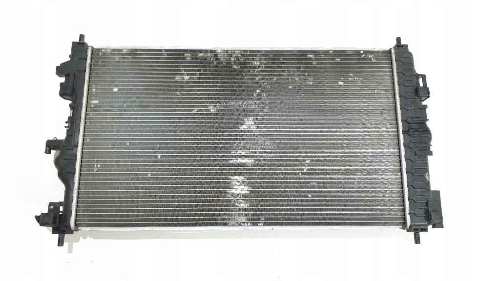 Купить Радиатор воды opel insignia a zafira 13311078