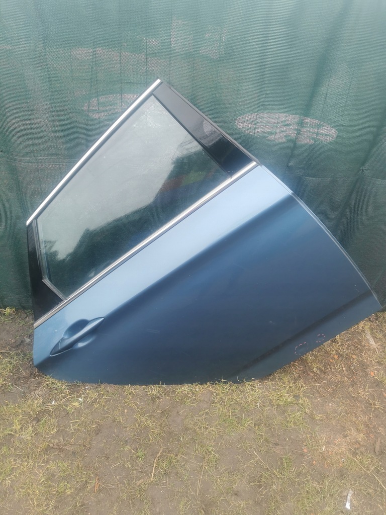 фото №1, Hyundai i40 двері праве задня kombi yu6