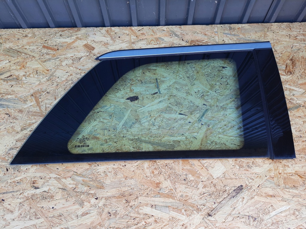 фото №1, Скло відкидна правий задня mercedes gl x164 c775 06r