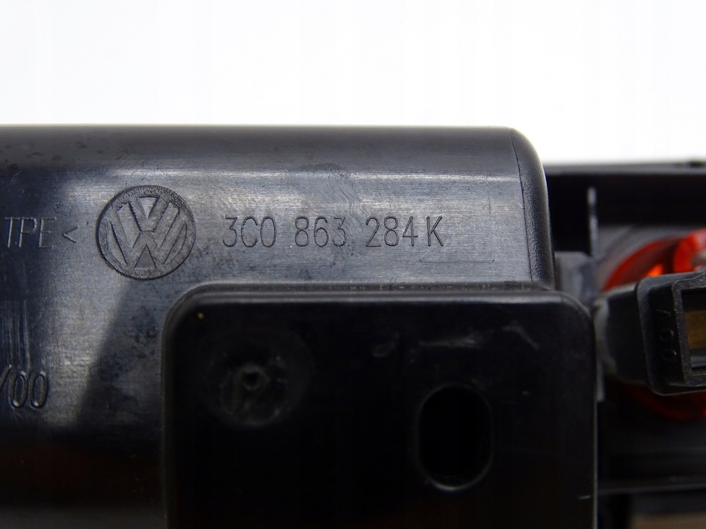 фото №7, Бардачок пепельница средняя туннель vw passat cc 12r 3c0863284k