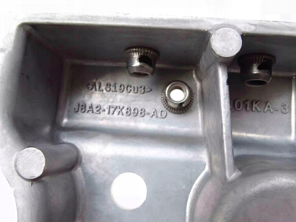 фото №3, Nowa oryginlana крепления кронштейн proca усилитель range velar lr143161