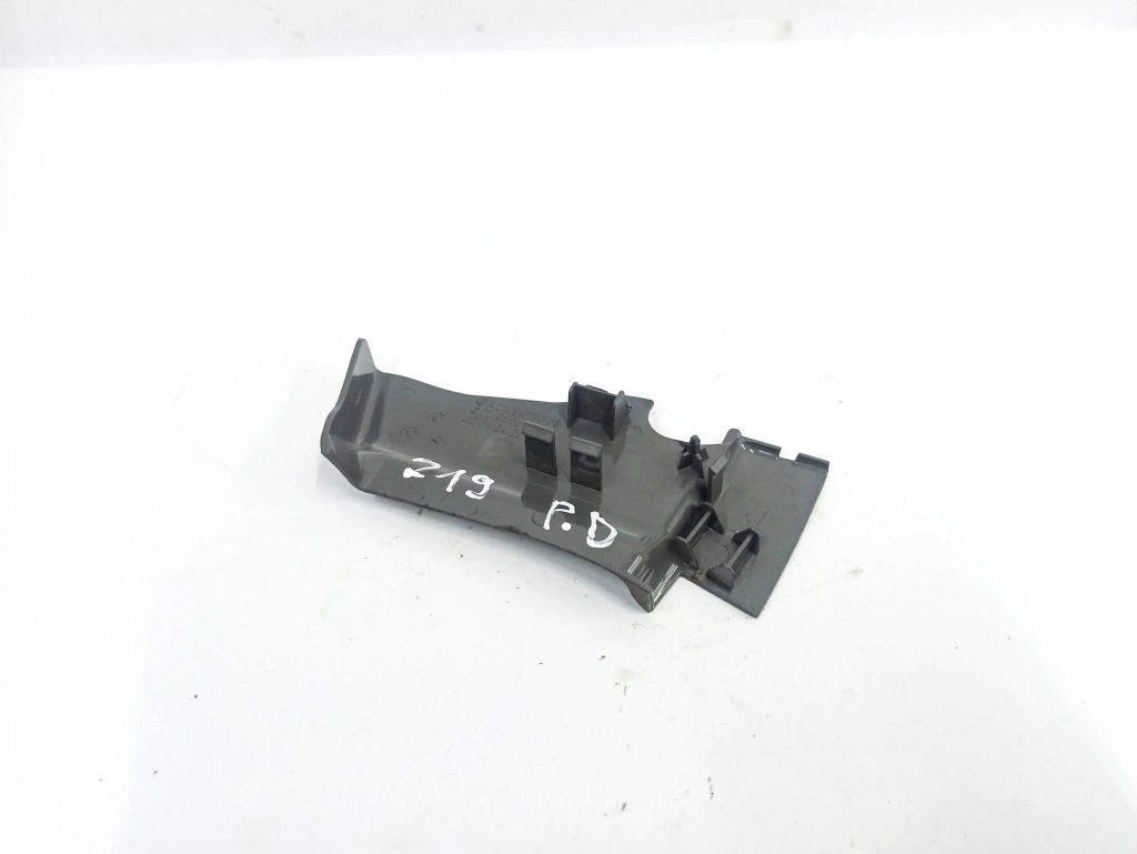 фото №11, Mercedes-benz cls c219 2005 перед сторона правая сиденья, сиденье