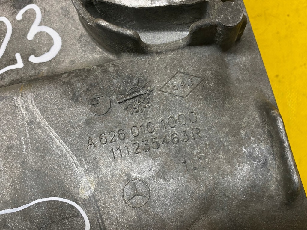 Поддон масляная a6260101000 vito w447 w205 1.6 dci r9ma500 Недорого