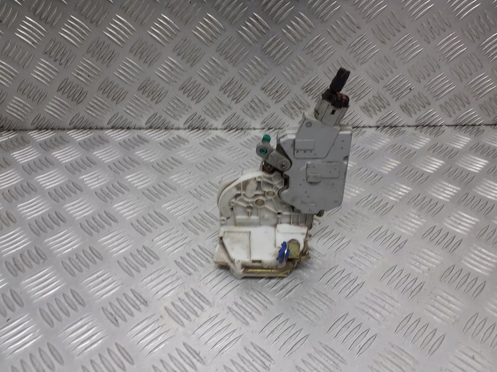 фото №1, Замок дверь правый задняя задний nissan primera p11