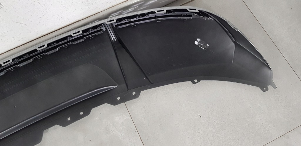 фото №13, Audi e-tron накладка спойлер бампера задня 4ke807835c