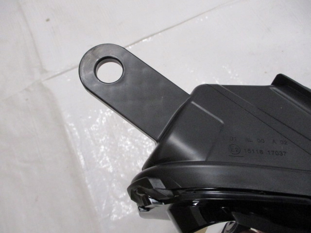 C3 3 рестайлинг  фара движение dziennej led правый  новая с Разборки