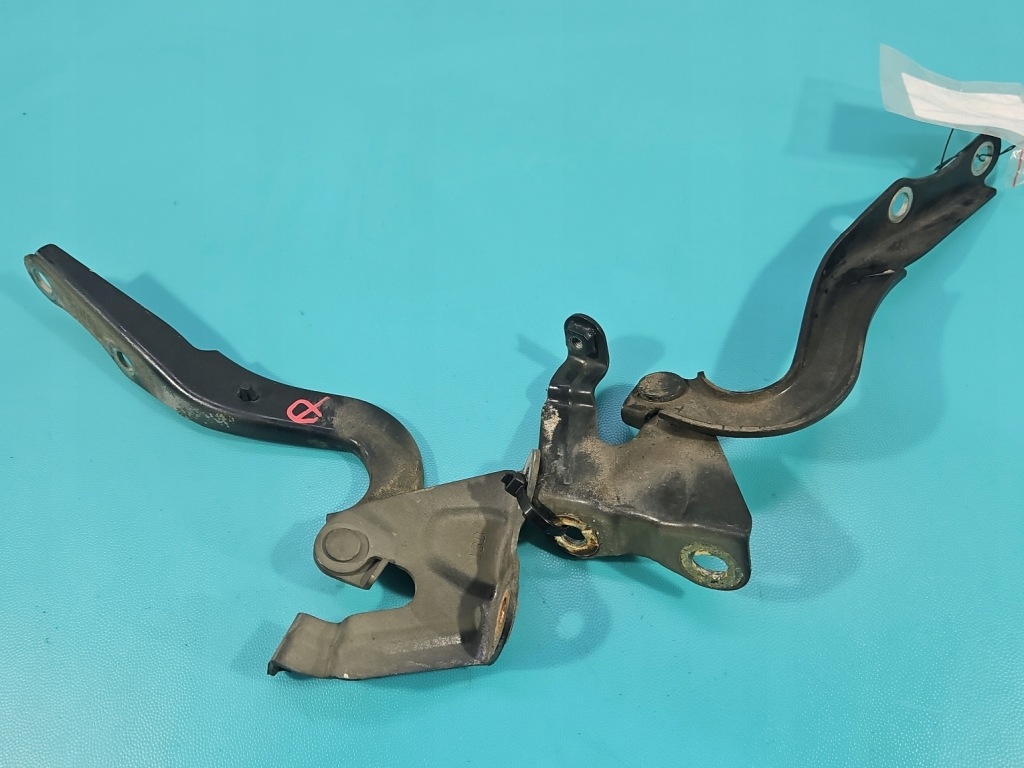 Купити Петля капот комплект лівий правий toyota avensis 3 t27 209