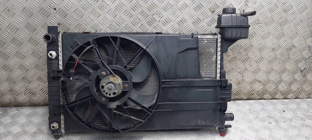 Купить Радиатор воды вентилятор mercedes w168 a klasa