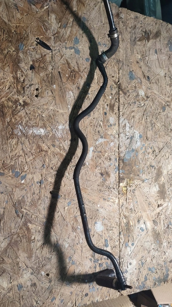 фото №1, Audi a6 c6 3.2 fsi шланг вакуумa 4f0611931cl