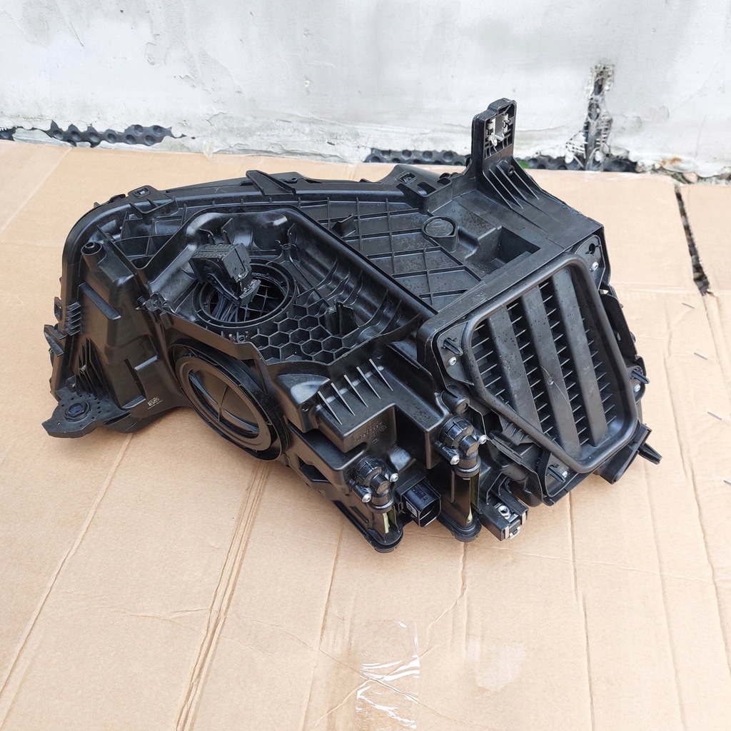 фото №9, Лампа фара левая audi q3 83a.941.735