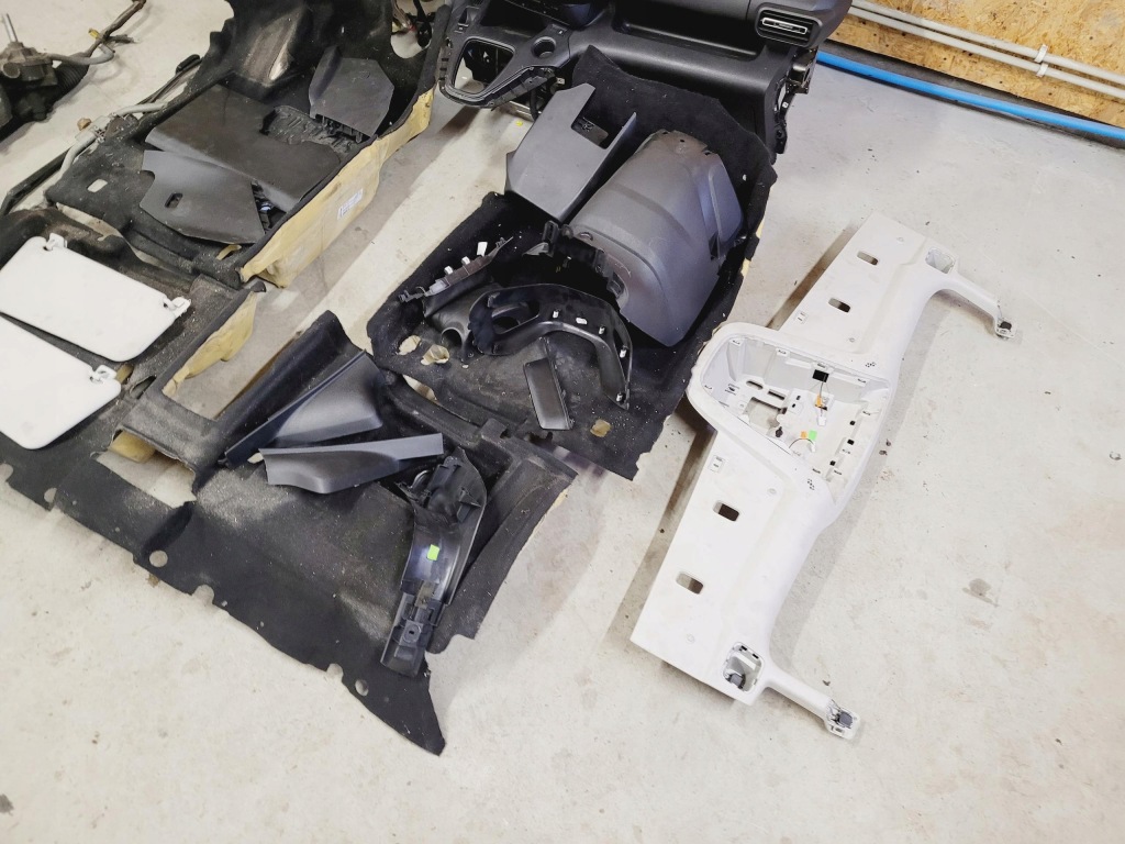 Przedładka с праворульная opel combo e 2018- Доставка