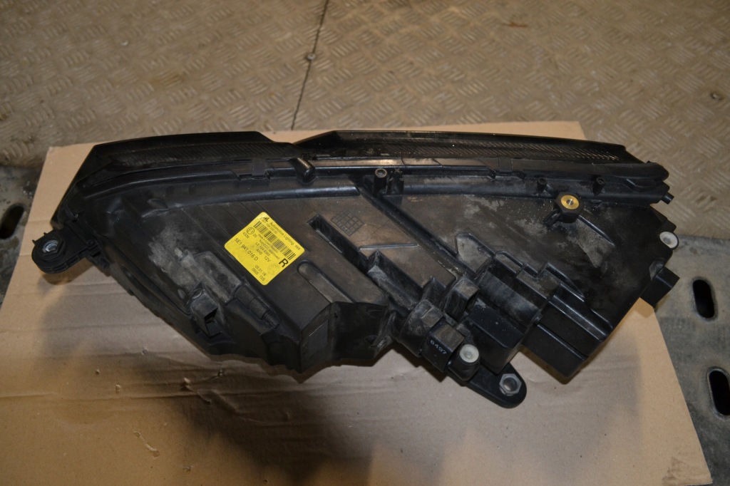 фото №7, Лампа права правий перед full led octavia iii lift