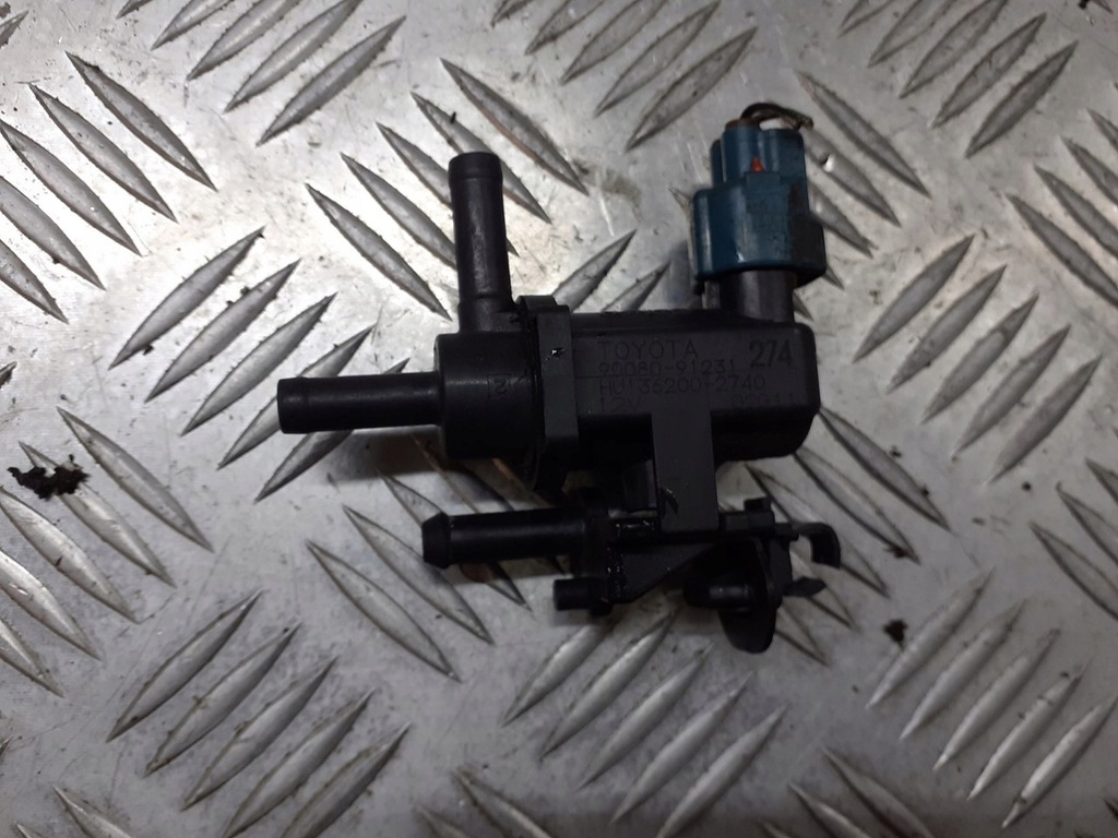 фото №1, Клапан вакуумa toyota avensis t25 2.0 vvti