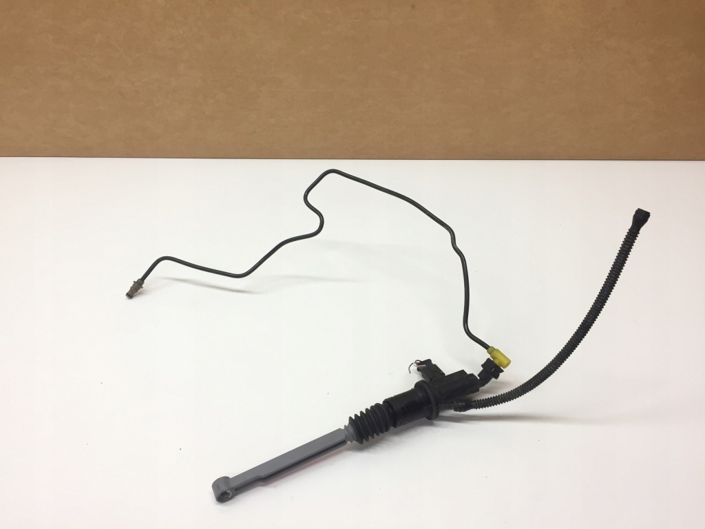 фото №1, Citroen c3 aircross насос помпа шланг сцепления europa