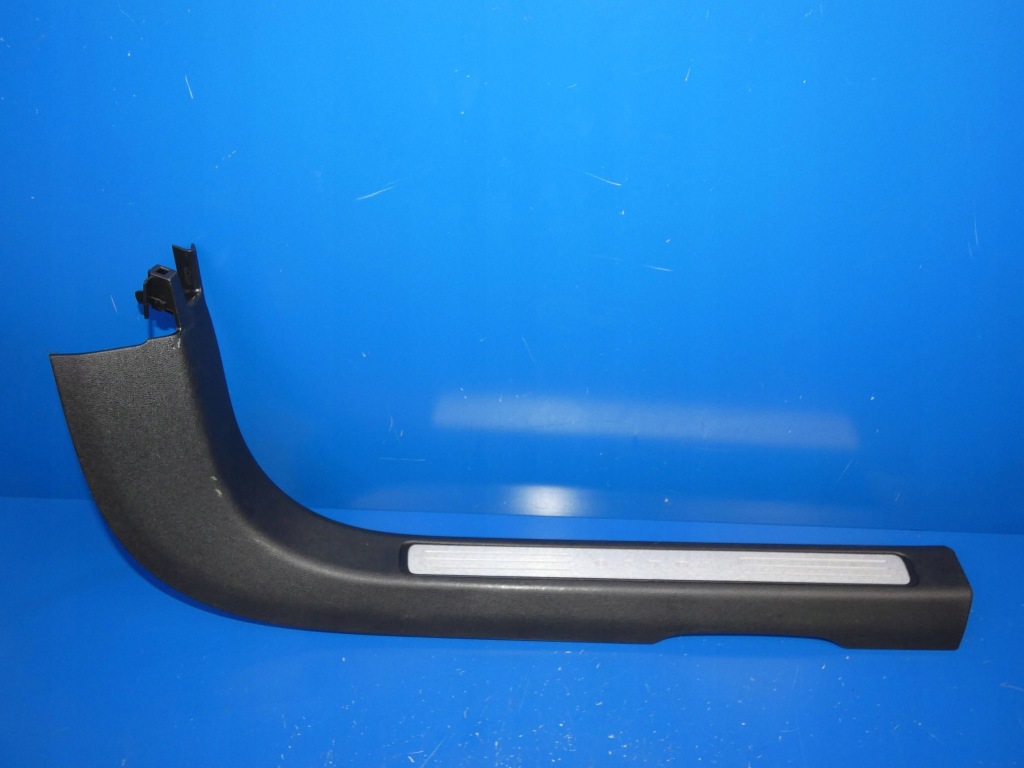 Купити Volvo v60 cc захист поріг накладка права 31468406