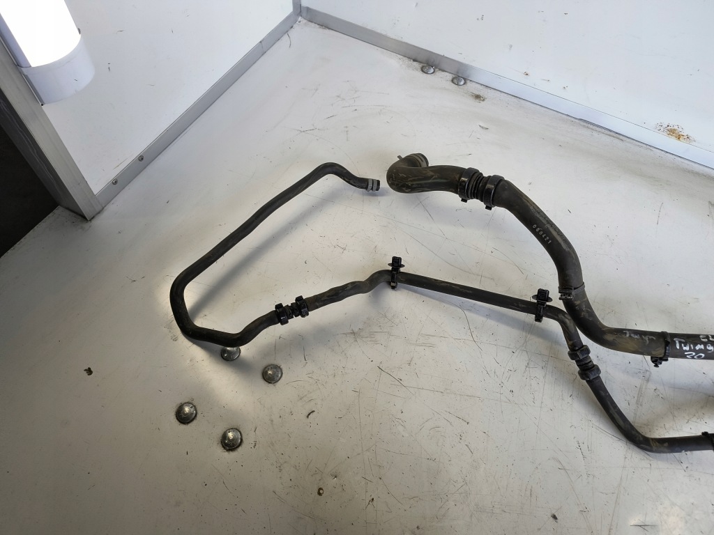 Twingo iii шланг патрубок води комплект 215019552r 217413937r Оригінал