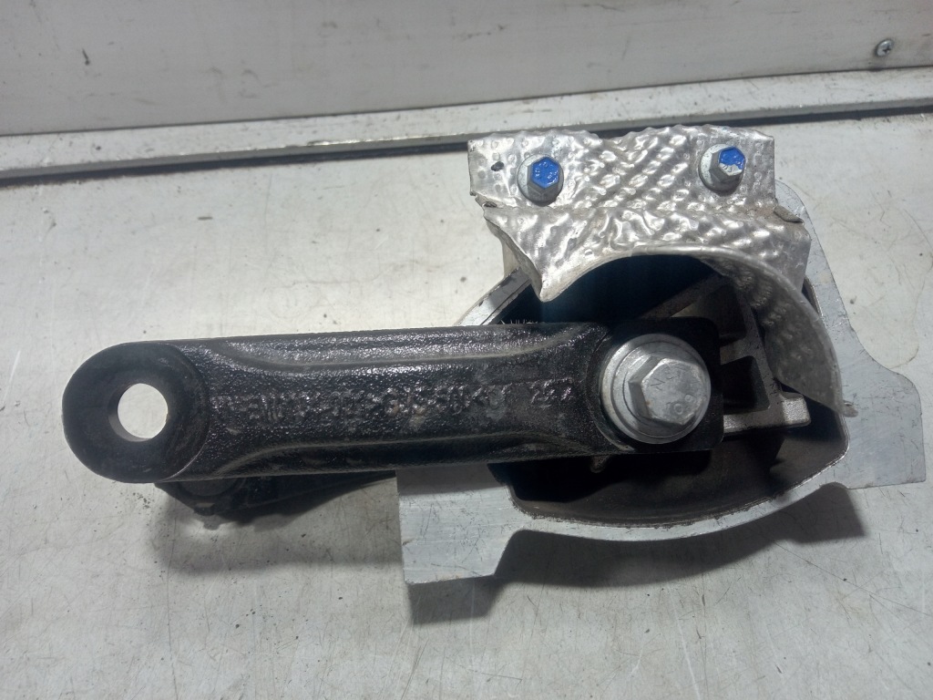 Подушка двигуна кронштейн range rover evoque jaguar e-pace k8d2-6h051-aa Доставка