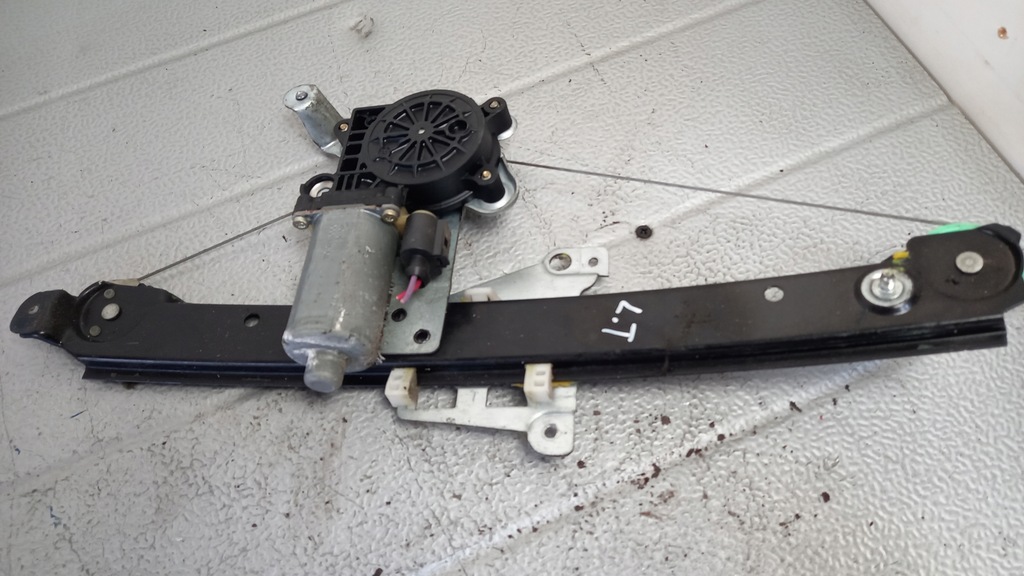 фото №1, Pod.szyby левый задняя volvo s60 02r