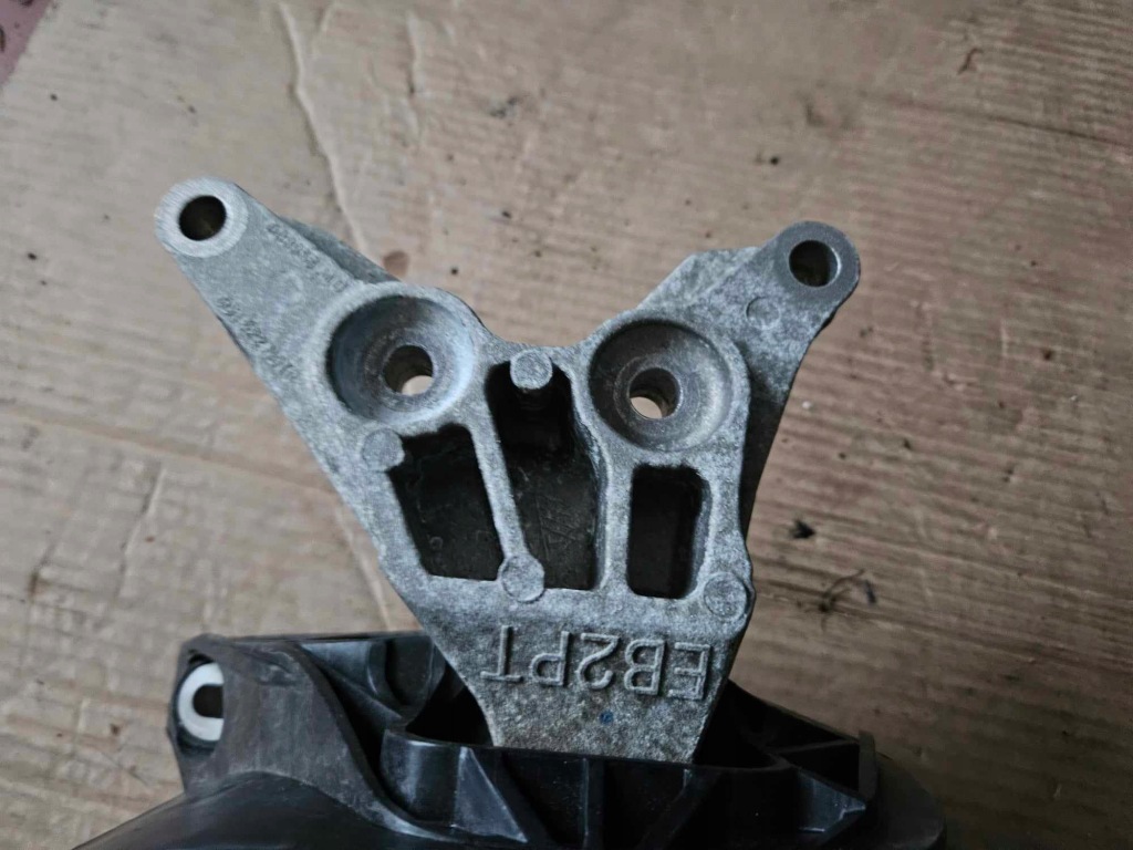 фото №1, Citroen c5 aircross 1.2 бензин кронштейн подушка двигателя